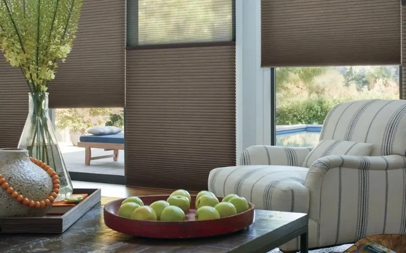 rem-tu-dong-hunter-douglas